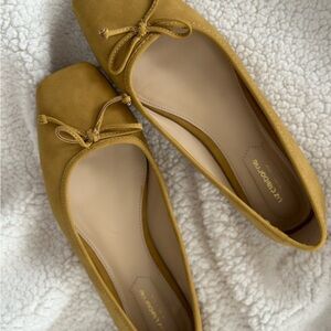 Liz Claiborne Flushing 7M Ballet Flats